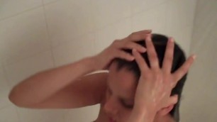 Diamond Decides to Get Wild in Shower