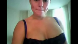 Gorgeous MILF showing off for the cam - Part 1
